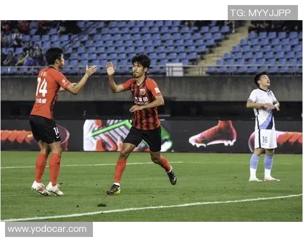 上海足球队心理素质引发热议球迷与专家各执己见探讨背后原因