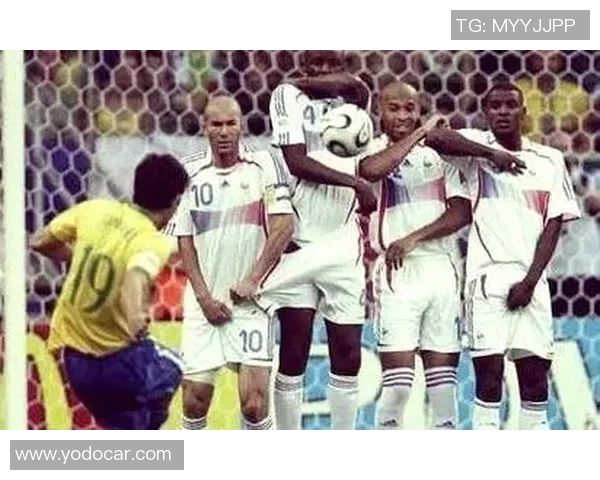 逃亡美国足球明星的传奇故事与背后的秘密人生揭秘